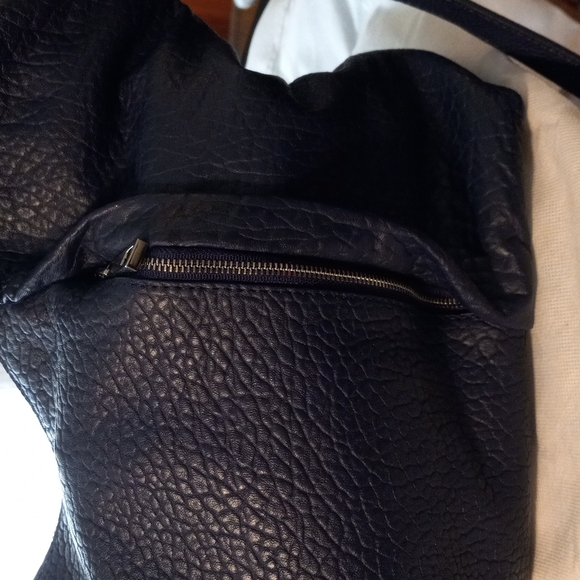 Handbag - Picture 5 of 14